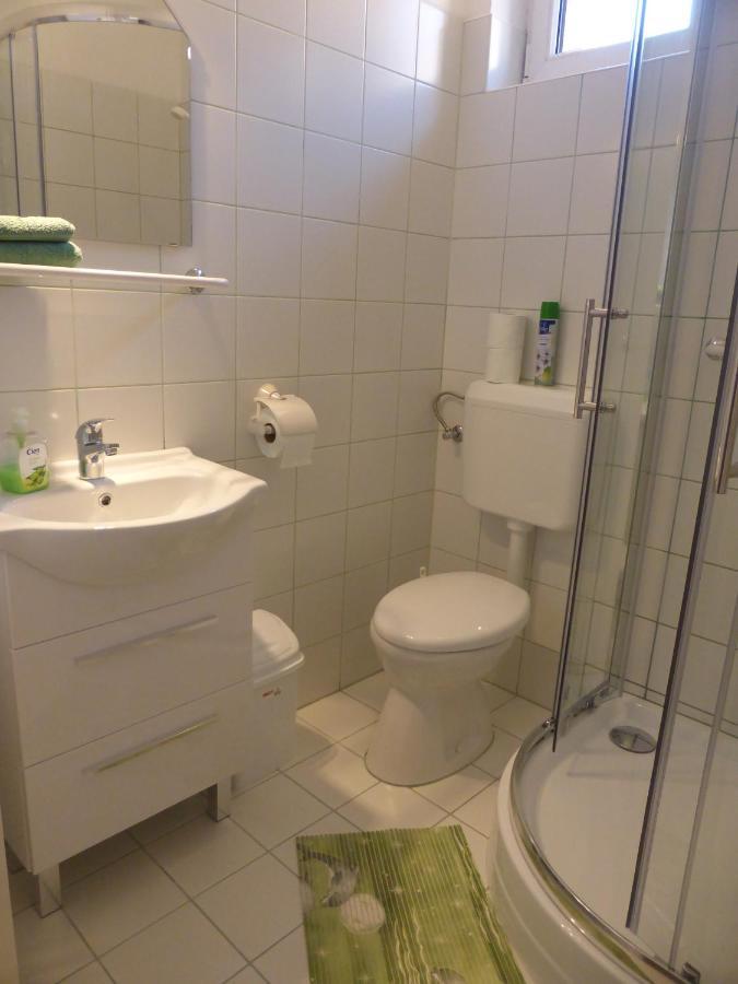 Napfeny Apartman Es Vendeghaz Egerszalók Exteriör bild