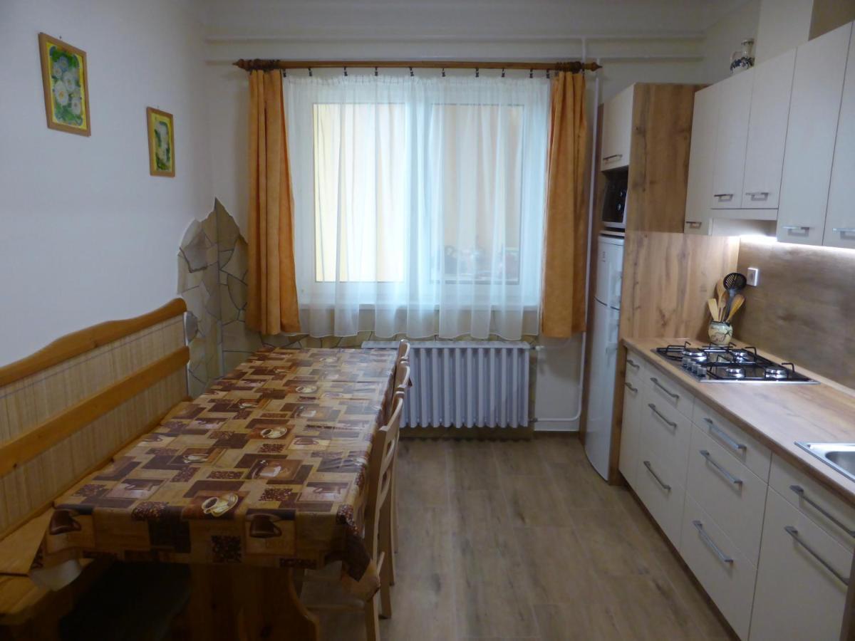 Napfeny Apartman Es Vendeghaz Egerszalók Exteriör bild